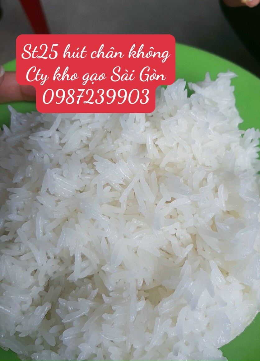 Cơm nấu từ gạo ST25