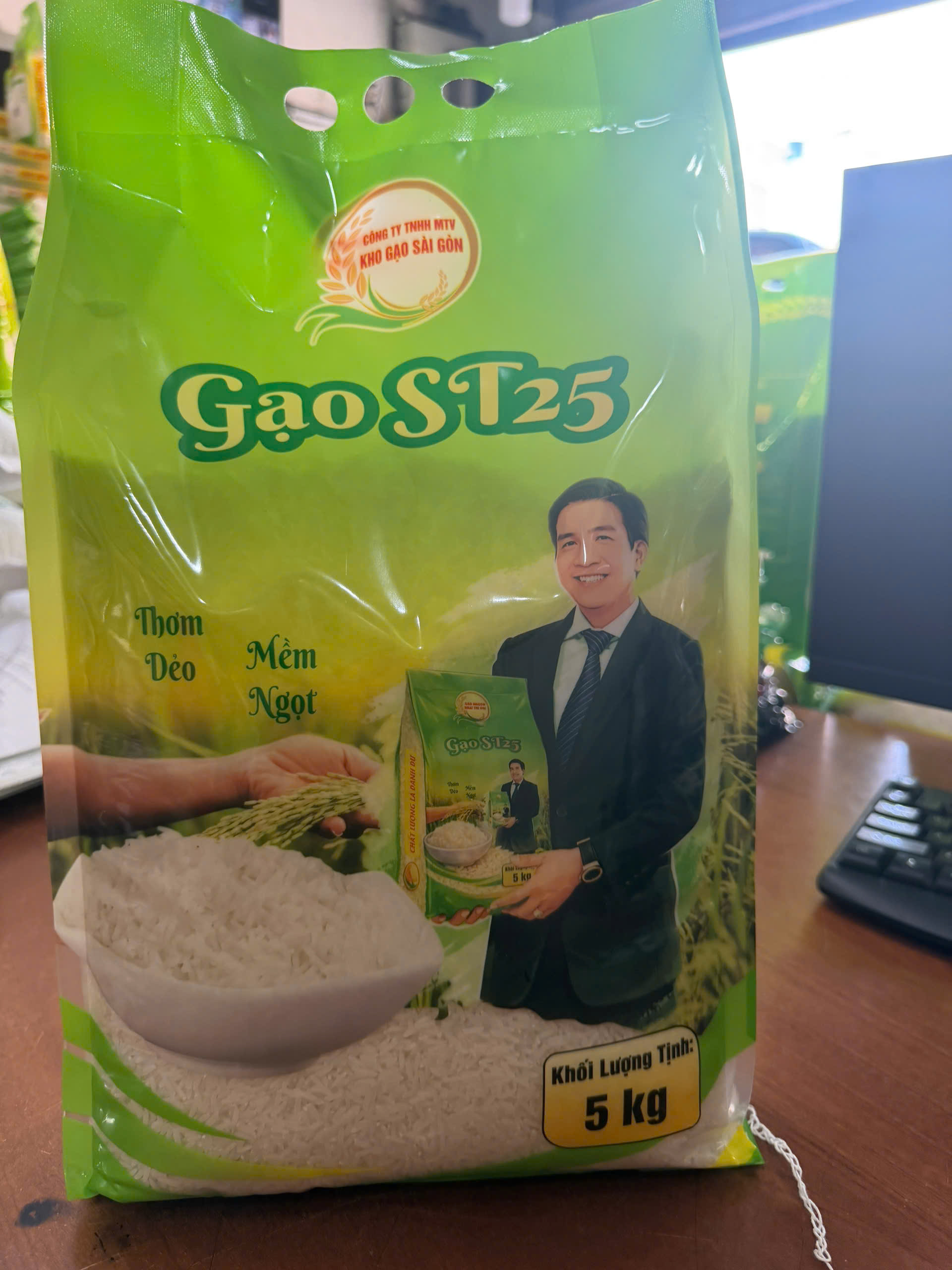 Gạo ST25 thuần giống 100% của thương hiệu Kho gạo Sài Gòn